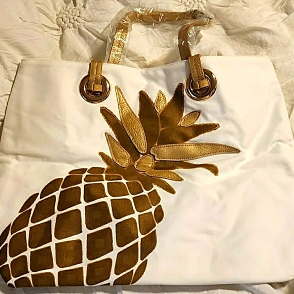 Handbags - Pineapple bag NWNT